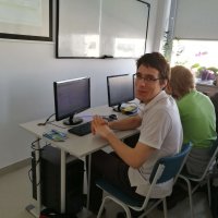 informatikai rendszerüzemeltető hálózat óra router konfigurálása